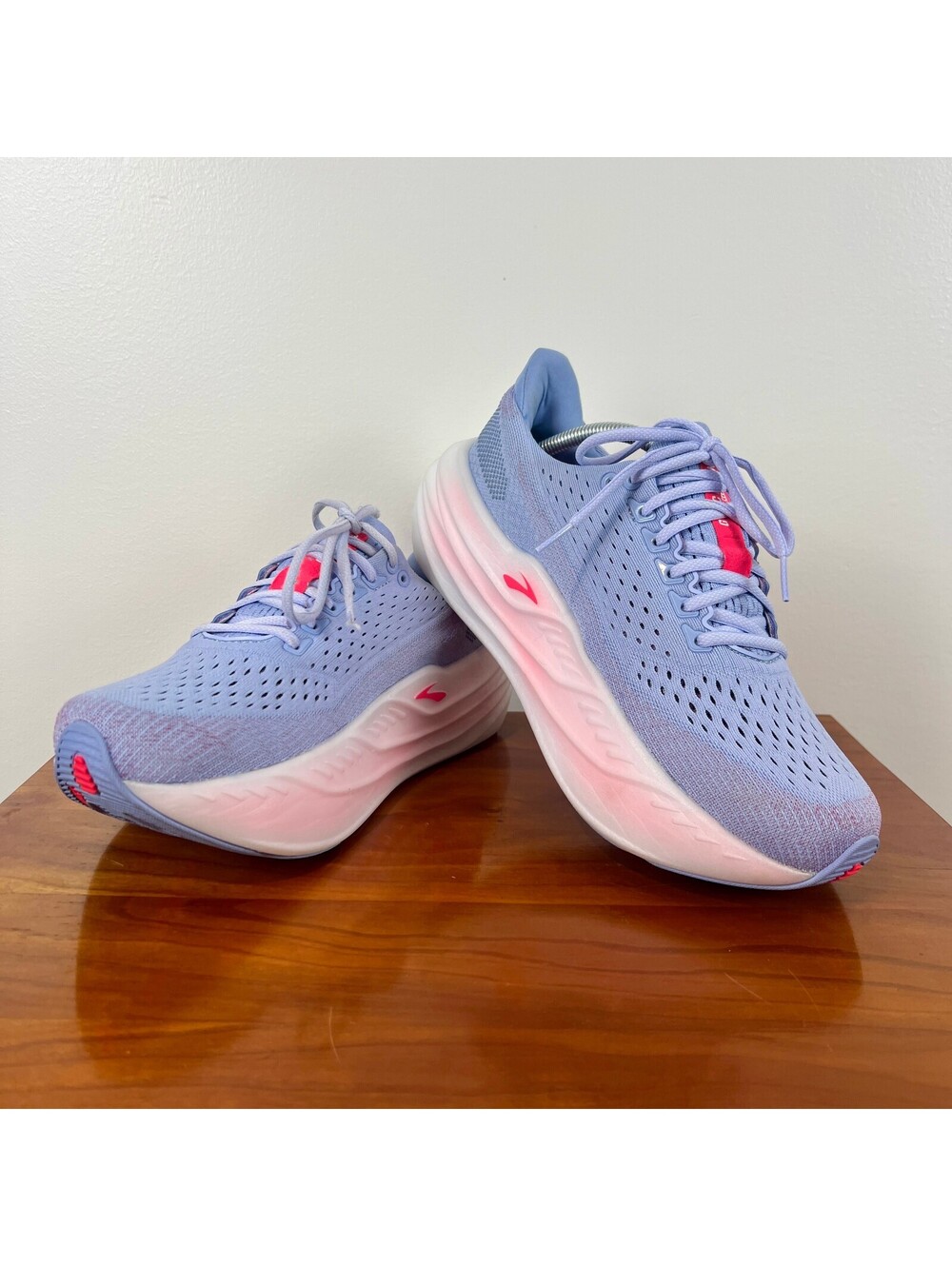 Brooks Glycerin Max Women's Size 10 Blue Pink Running Shoes 1204361B447
